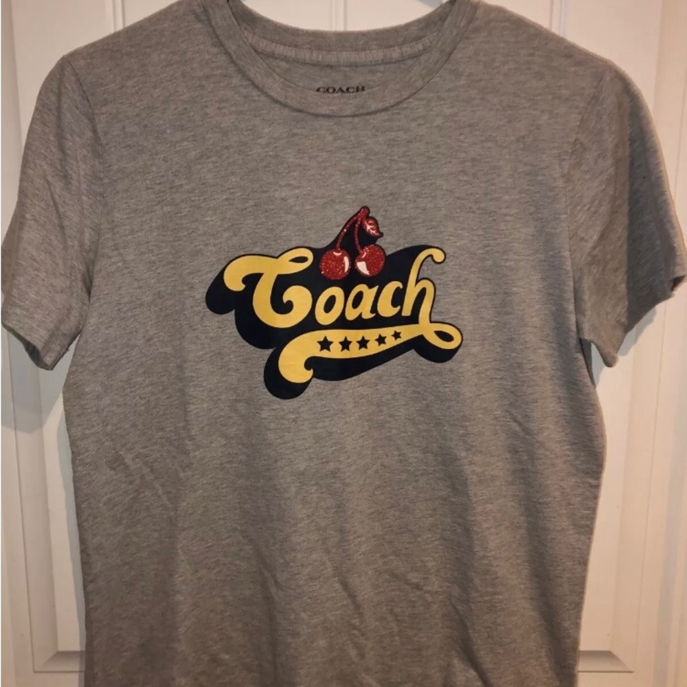 Womans Coach F26118 Light Gray Classic Coach Cherry T-Shirt XS Authentic